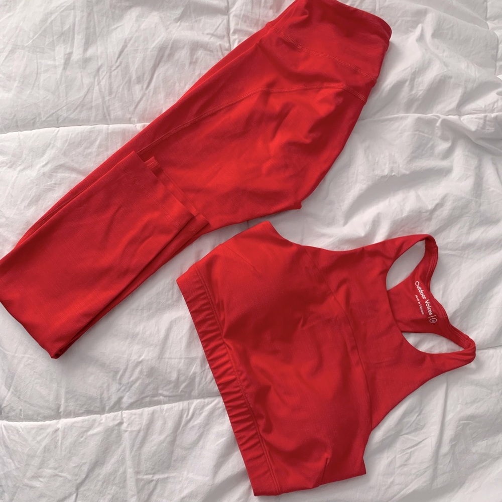 Outdoor voices move free crop top (padded) matching 7/8 leggings XS red/apricot